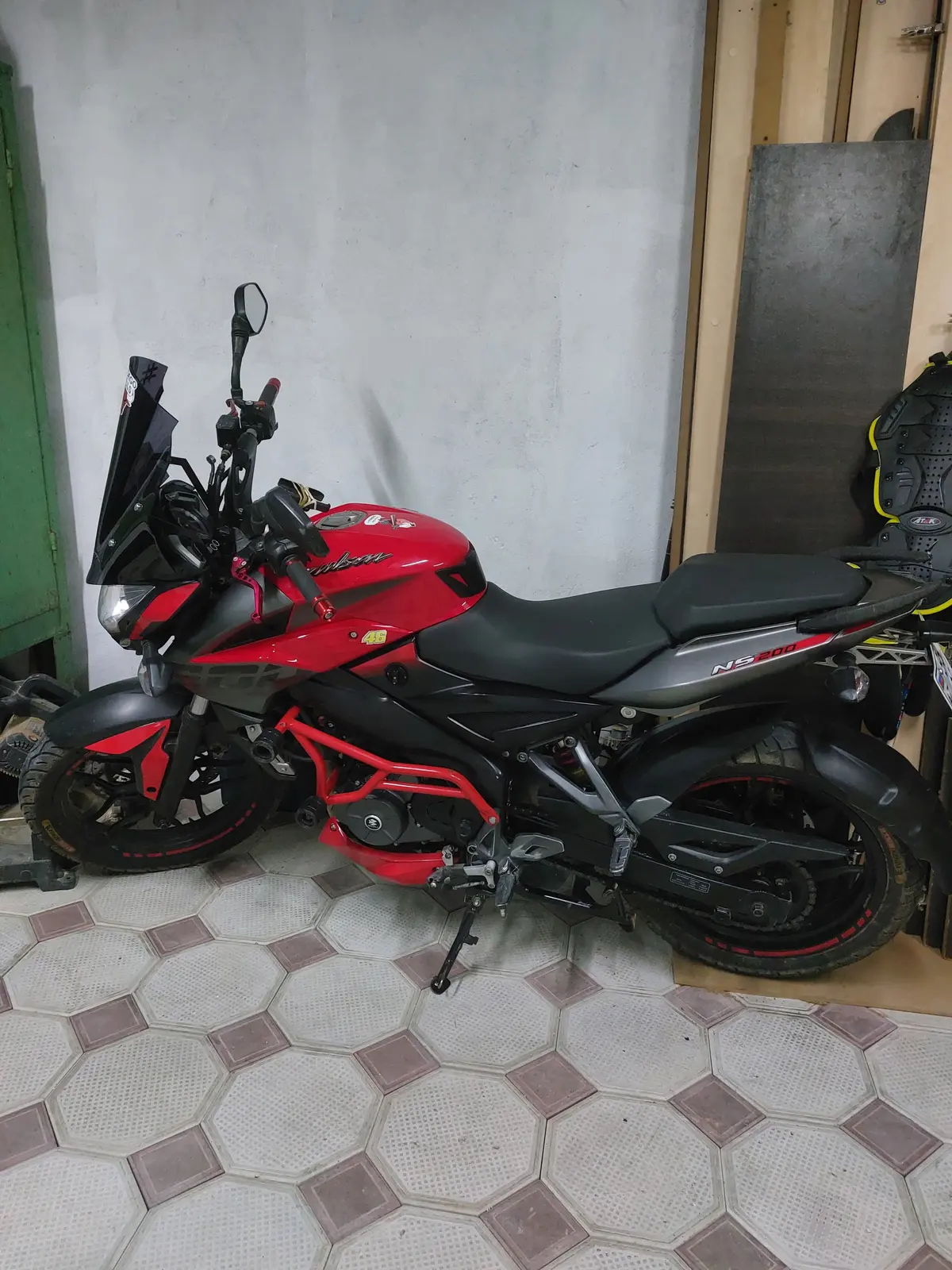 Bajaj Pulsar NS 200 — Sumqayıt (10)