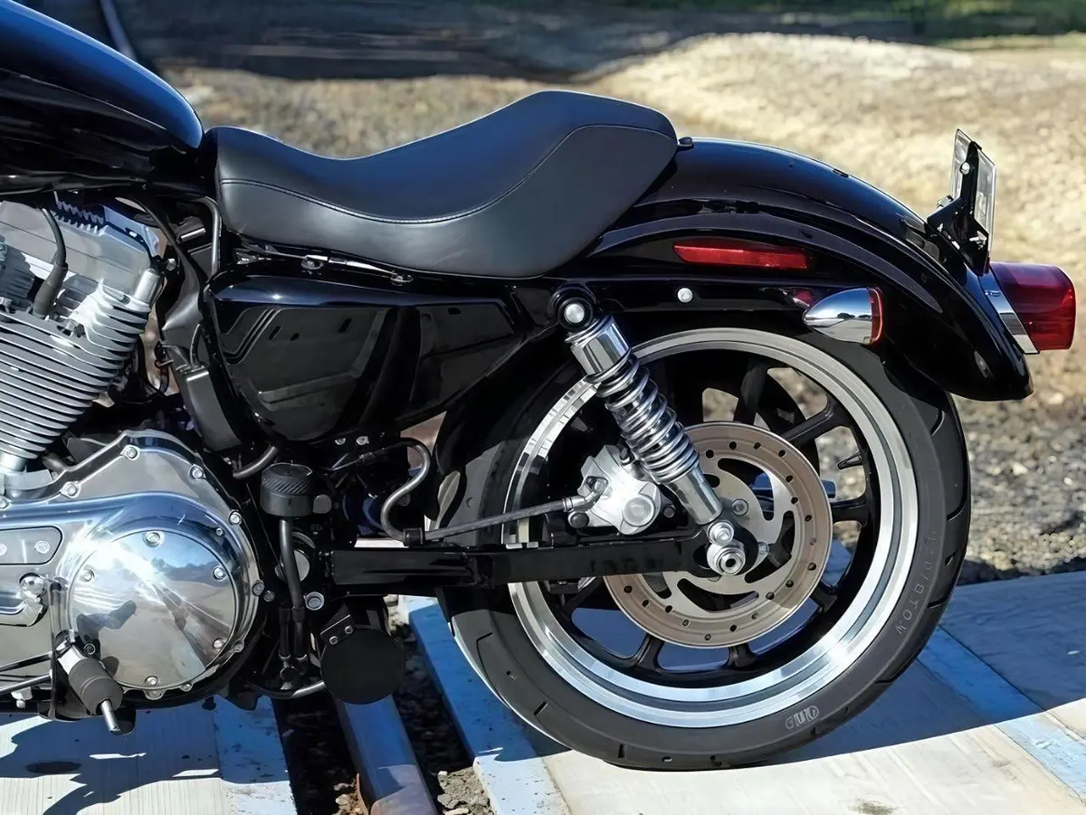 Harley Davidson Sportster SuperLow XL883L — Bakı (5)